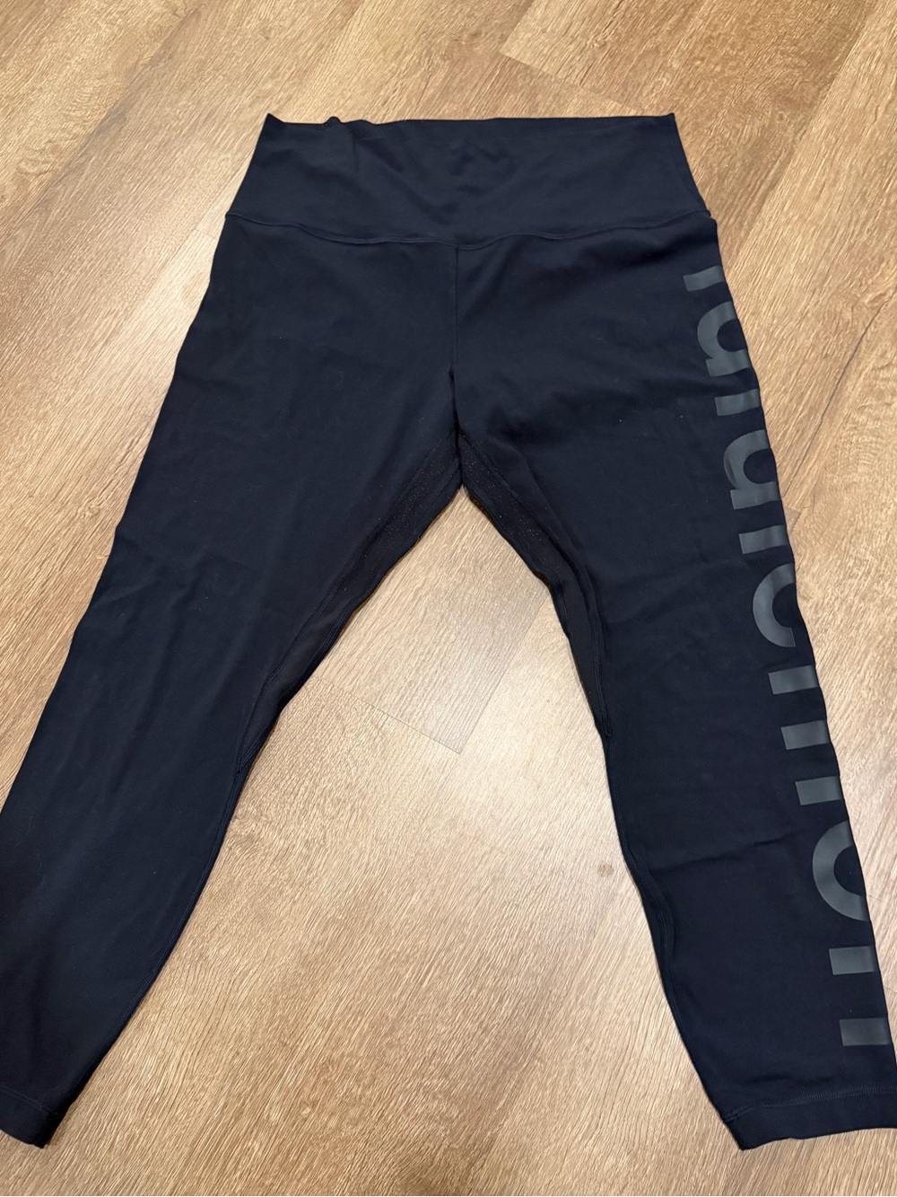 Lululemon align with logo